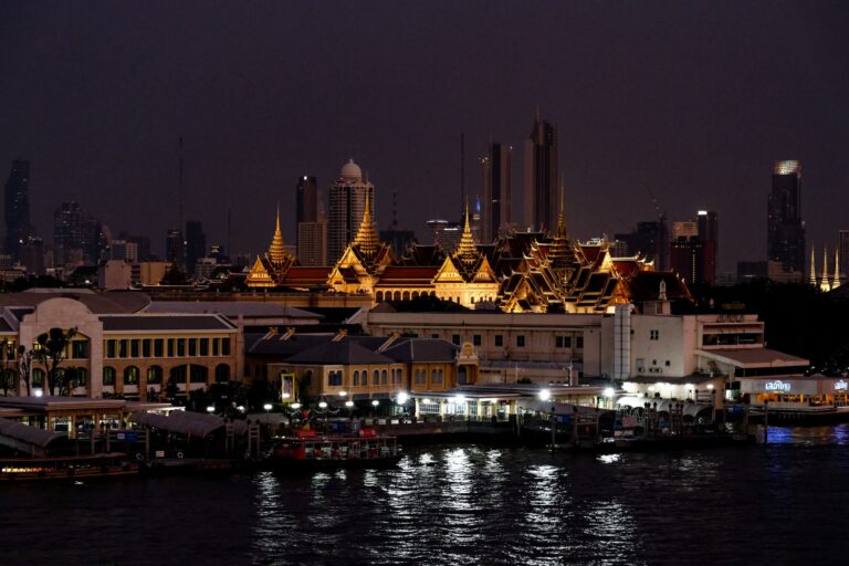 Procession royale des barges à Bangkok : les répétitions des 21 et 28 octobre avant le 6 novembre